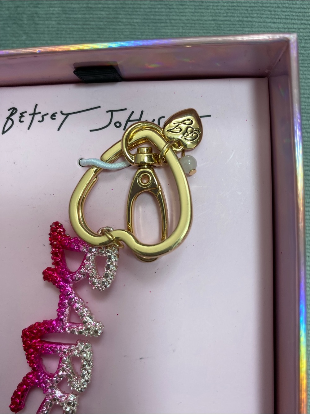 Betsey Johnson Pink Glitter Ombré “BABE” Glitter NIB Gold Heart Keychain - Picture 5 of 10
